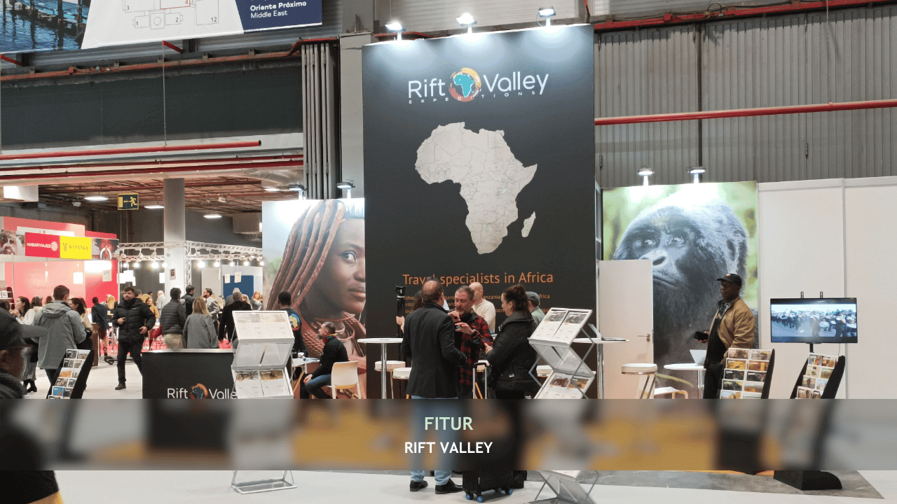 STAND DE RIFT VALLEY EN SALÓ DE L'ENSENYAMENT