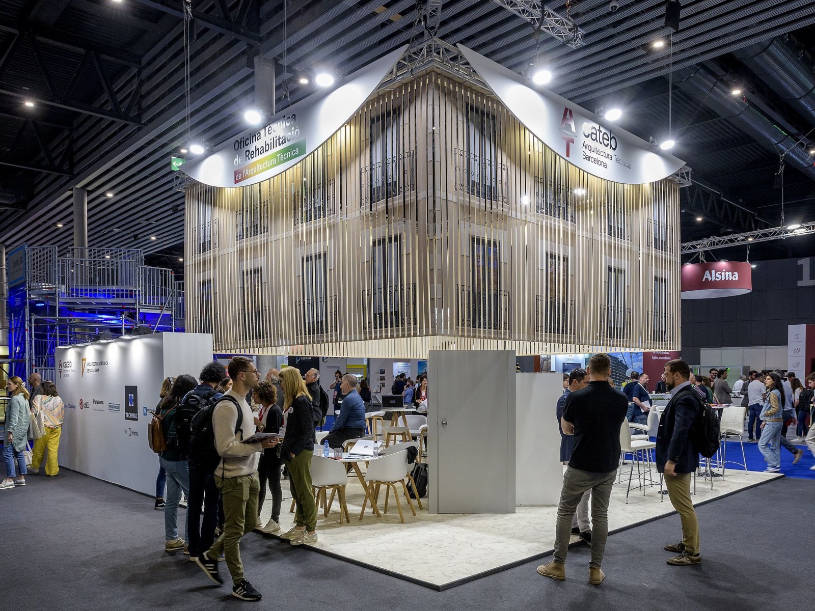 stand cateb construmat O