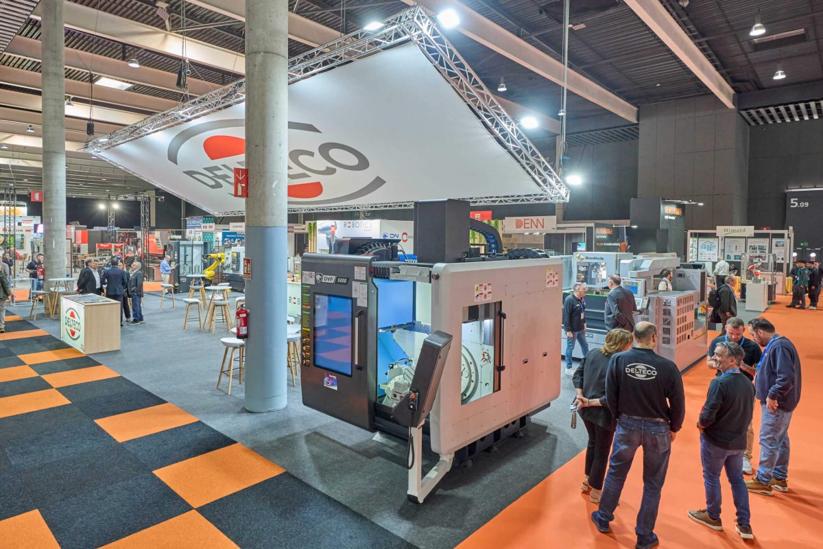Stand tipo isla en advanced Factory vista 2
