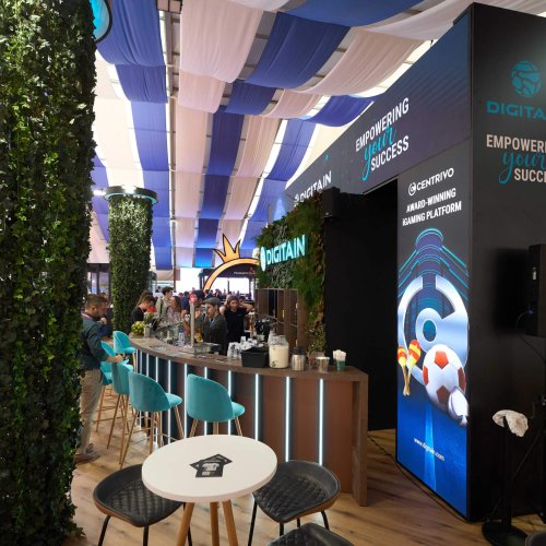 stand digitain